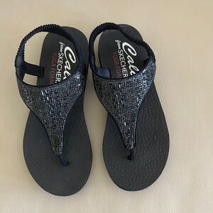 Skechers Cali Slingback Black Thong Sandals